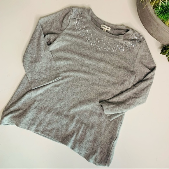 Monteau girl grey jeweled embellished pullover top size 8 - Picture 1 of 5